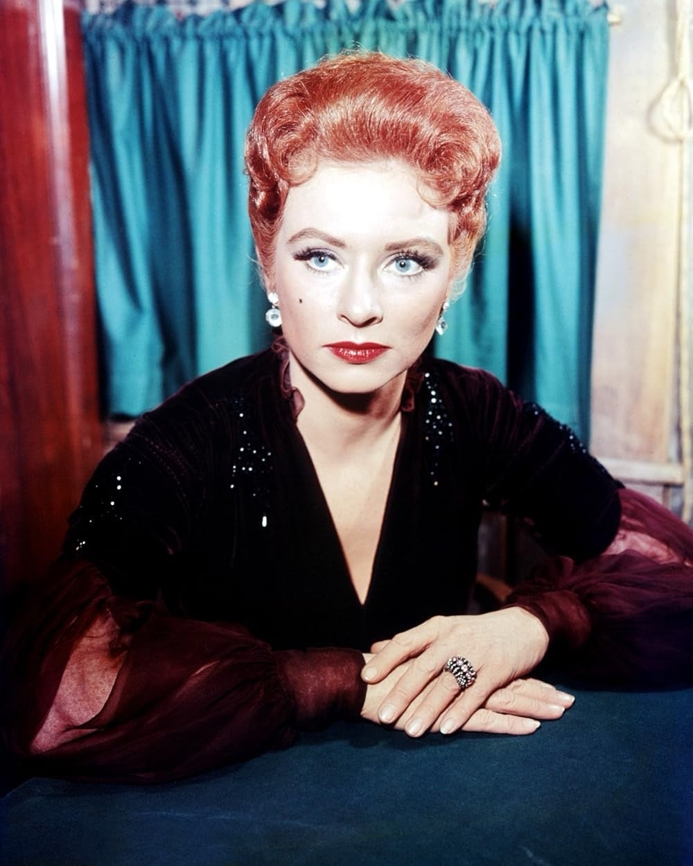 Amanda Blake (actress)