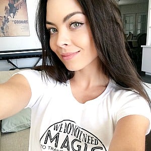 Scarlett Hefner Scarlett Byrne gallery download
