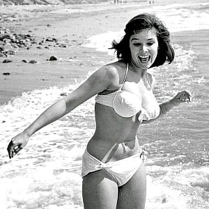 yvonne_craig Yvonne Craig download