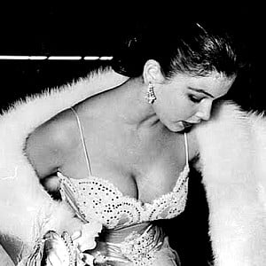 Yvonne Joyce Craig Yvonne Craig download